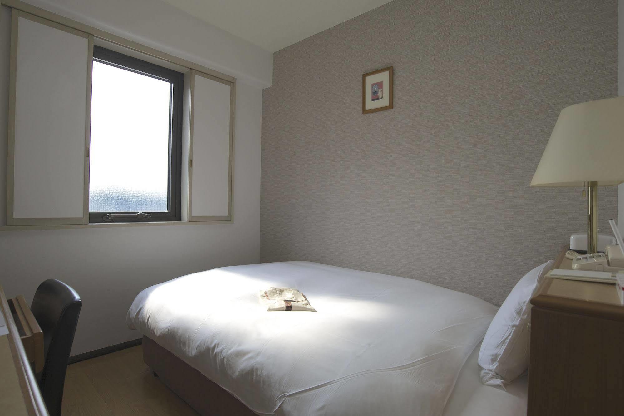 Smile Hotel Atsugi Exterior photo