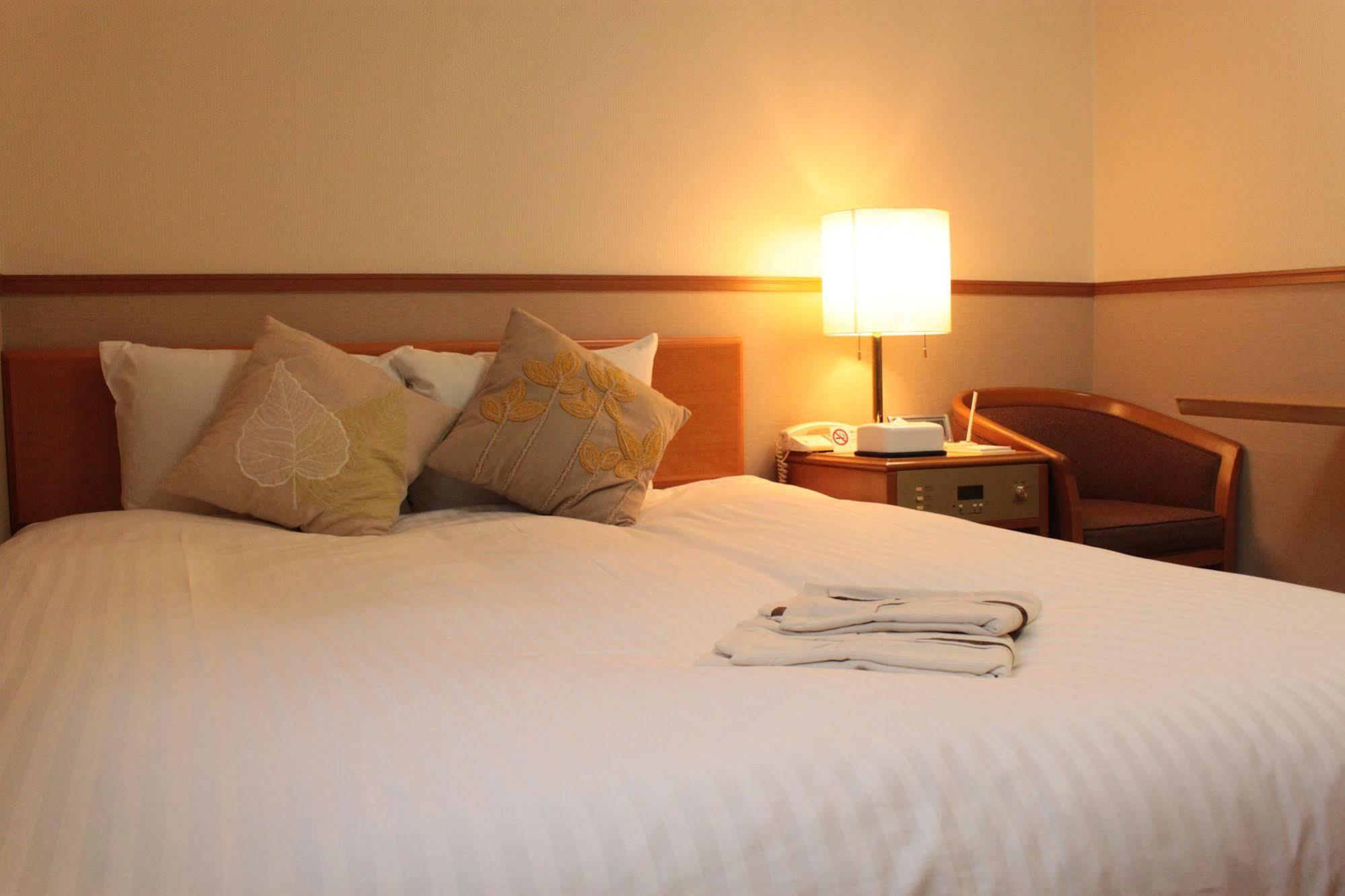 Smile Hotel Atsugi Exterior photo